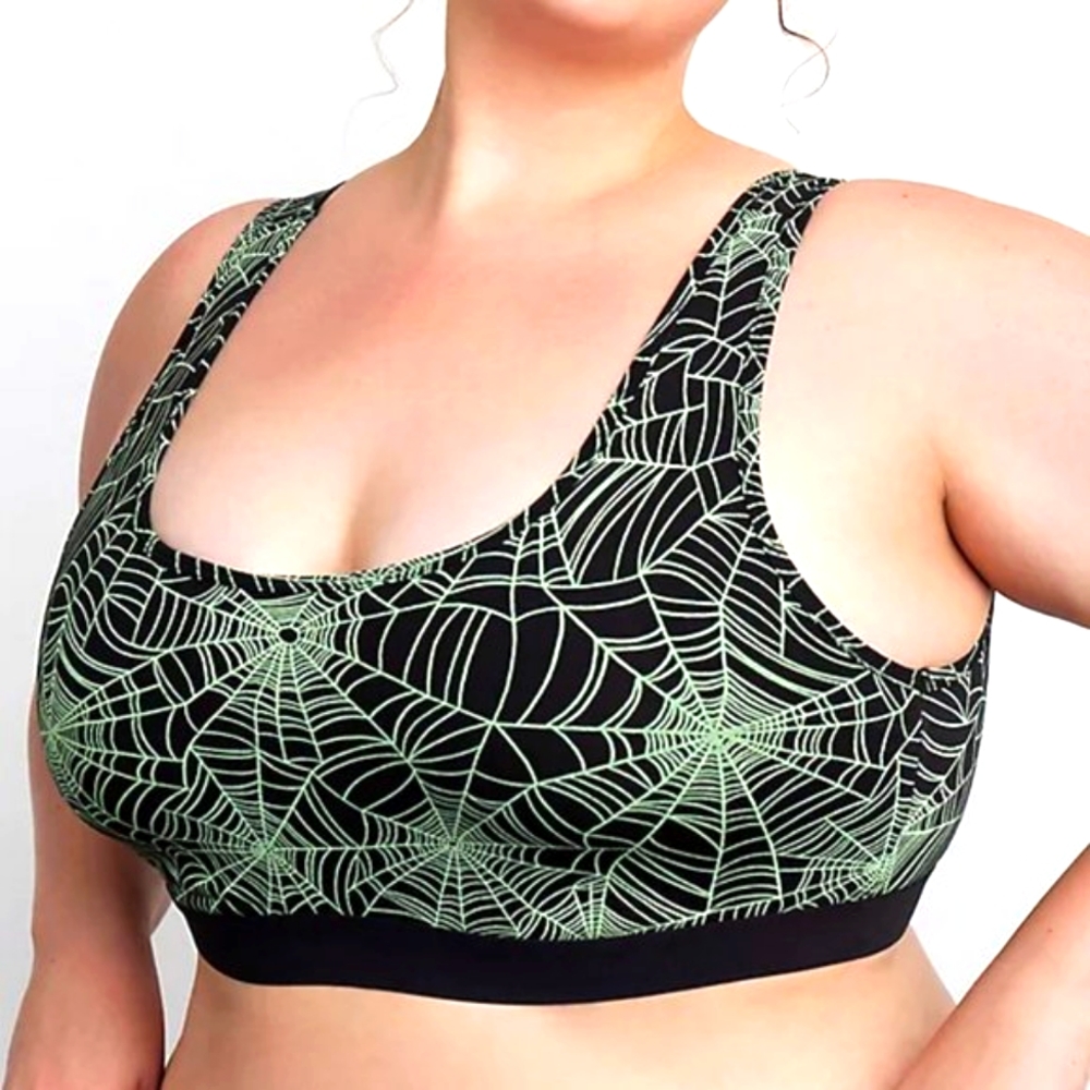 ❤️NWT TORRID SPIDER WEB HALLOWEEN COSTUME GOTHIC MONSTER BRALETTE PLUS - Picture 6 of 11